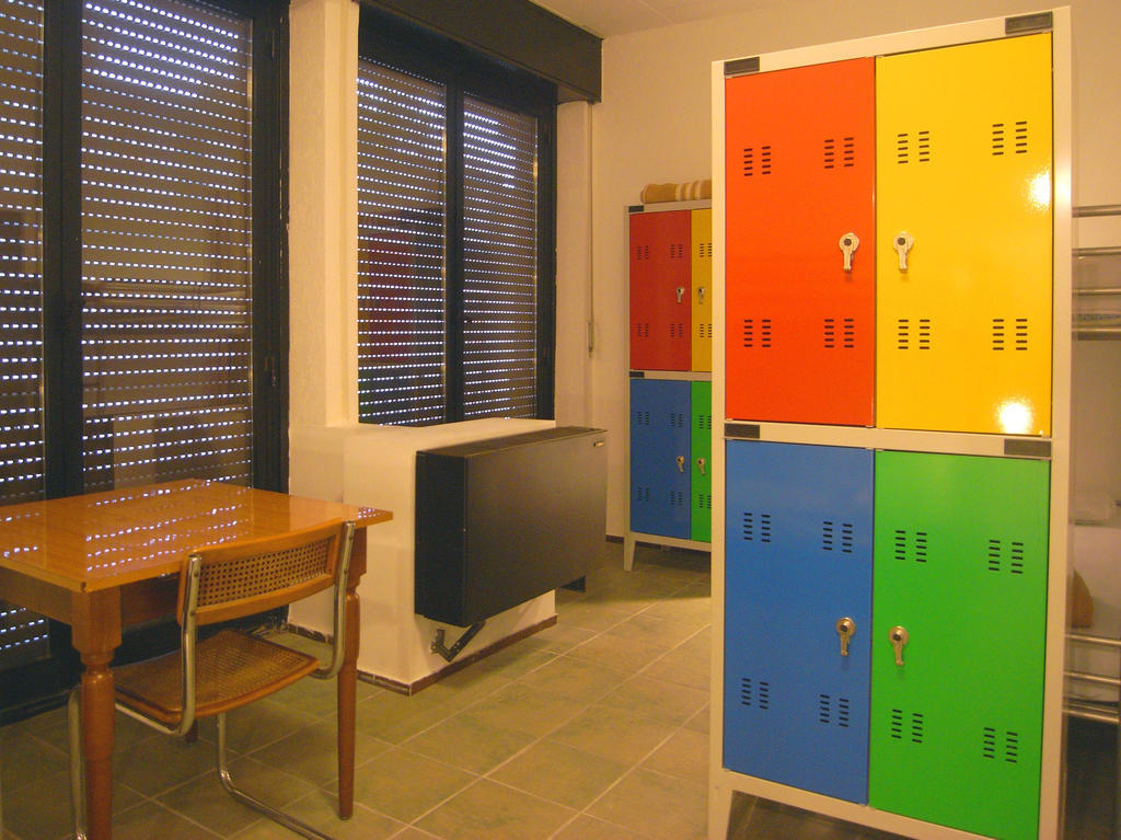 Hostel Colours Milan Exterior photo