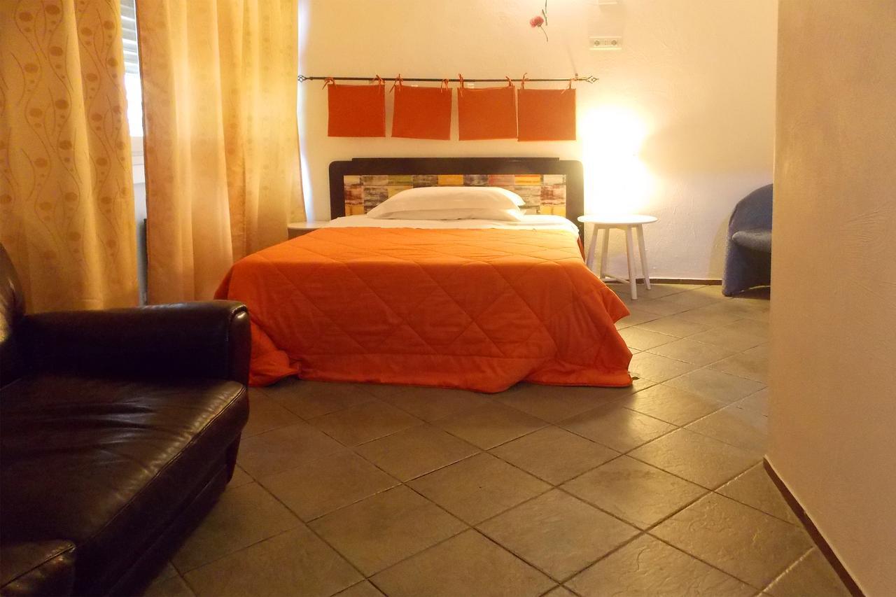 Hostel Colours Milan Exterior photo